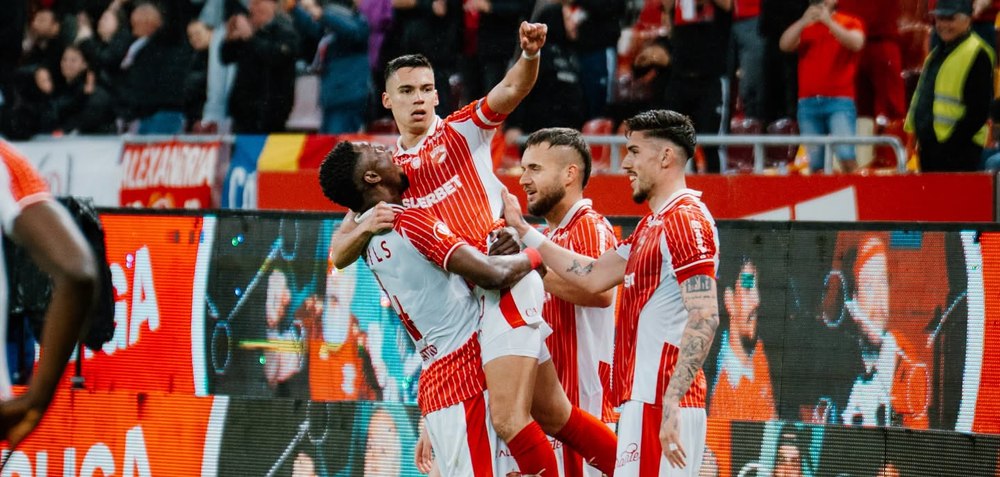 Dinamo relansează lupta la titlu. „Câinii” au pus cu botul pe labe liderul Universitatea Cluj