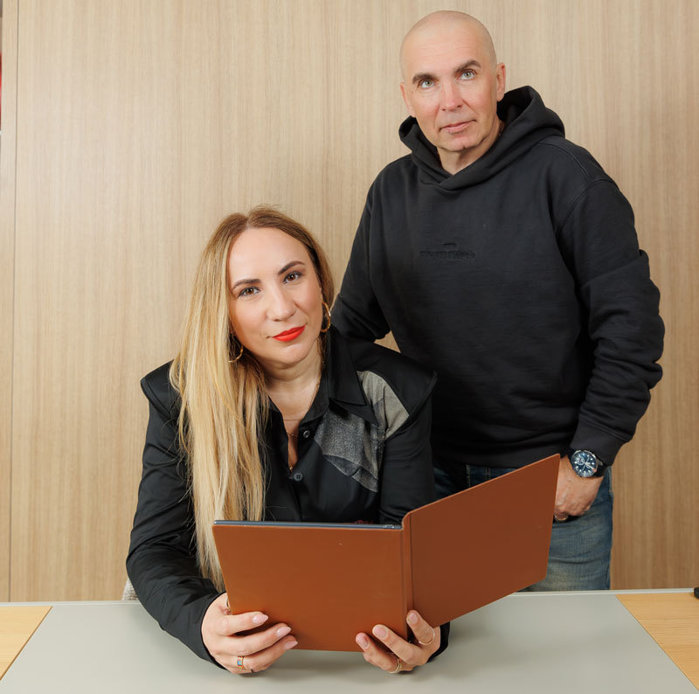 După exitul către gigantul austriac S&T în 2021, antreprenorii Radu şi Roxana Voicu revin cu un nou business tech - Equalys Global: „Folosim agenţi AI pentru ca o echipă de 6 oameni să livreze munca a zeci de programatori. Ţinta de afaceri pentru 2026 este de 1 mil. de euro.“ Equalys Global este axată pe automatizarea proceselor de business cu ajutorul inteligenţei artificiale
