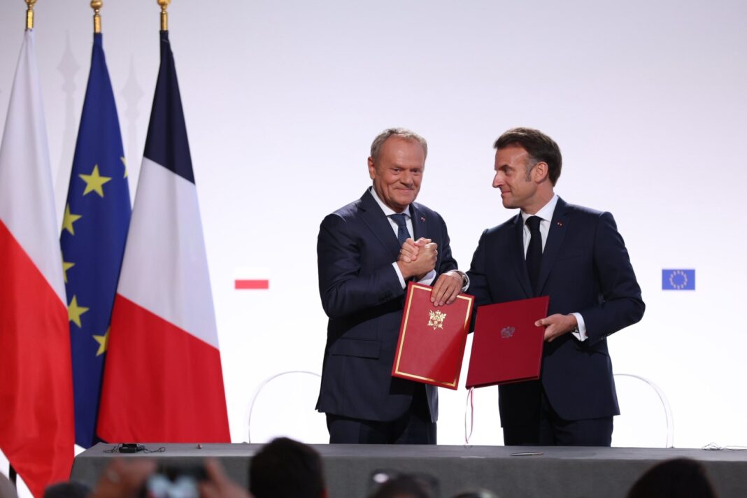 Emmanuel Macron şi Donald Tusk se întâlnesc luni la Gdansk pentru a discuta despre descurajarea nucleară şi Europa