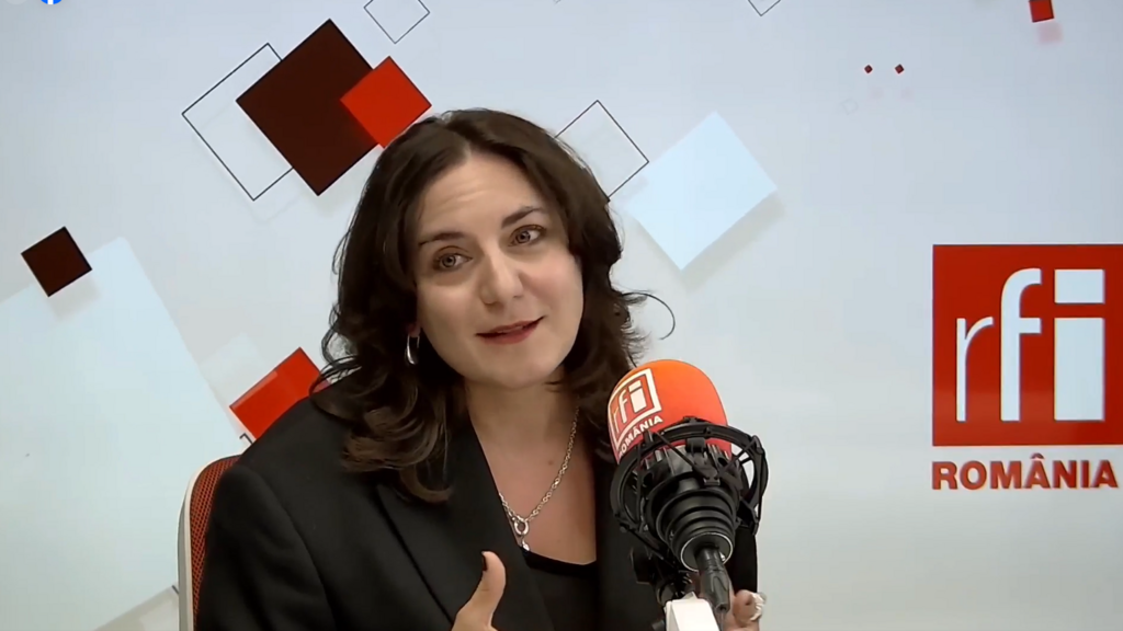 Expoziția Marea Neagră la plural - Compoziții pentru ochiul sonor