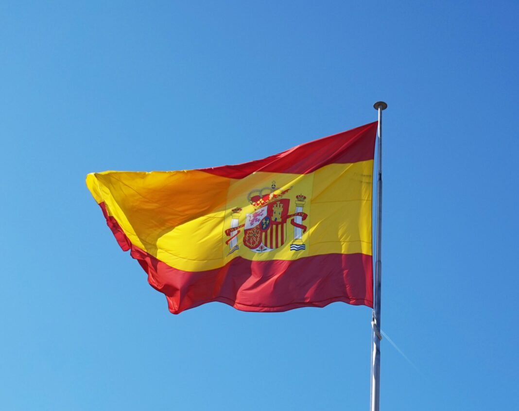 Fost ministru spaniol, judecat pentru spionaj în scopul protejării partidului său