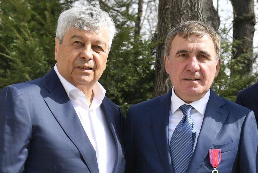 Gheorghe și Ianis Hagi, mesaje emoționante la moartea lui Mircea Lucescu: ”Mi-a dat încredere la început de drum și mi-a deschis calea către marea performanță” / ”Dumneavoastră m-ați făcut căpitanul naționalei”