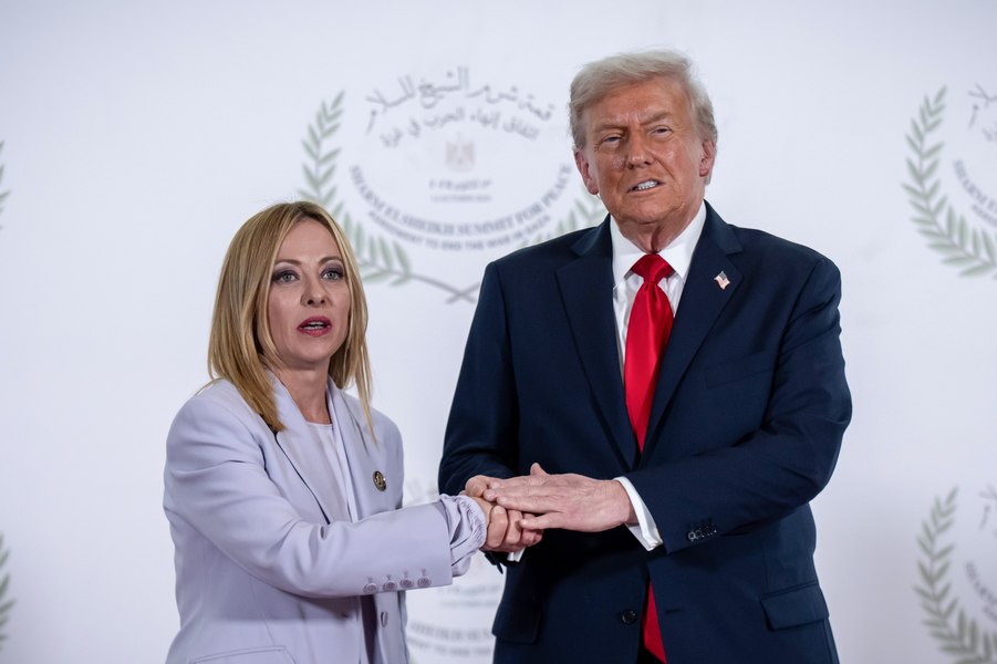 Giorgia Meloni se distanțează de Donald Trump și avertizează: „Occidentul riscă paralizia dacă Europa și SUA nu merg în aceeași direcție”