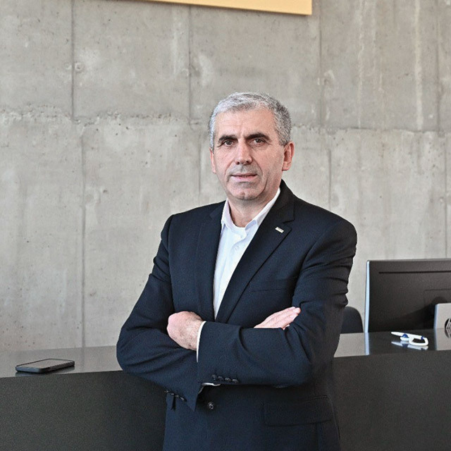 Grupul german Karcher, care a investit în ultimul deceniu 120 mil. euro în România în trei fabrici: Continuăm să investim minimum 10 mil. euro anual în tehnologii şi produse noi. Suntem încrezători în viitor