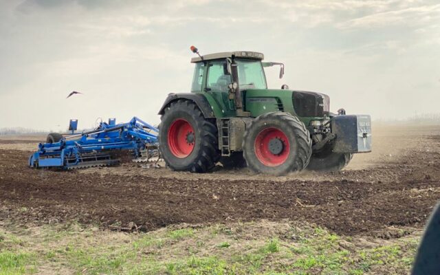 Guvernul aprobă peste 180 de milioane de euro pentru fermieri prin ajutoarele naționale tranzitorii