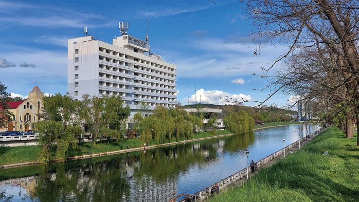 ​Hotelul Continental Forum Oradea, controlat de grupul local Continental Hotels, se redeschide după un amplu proces de renovare a cărui valoarea s-a ridicat la 4 mil. euro