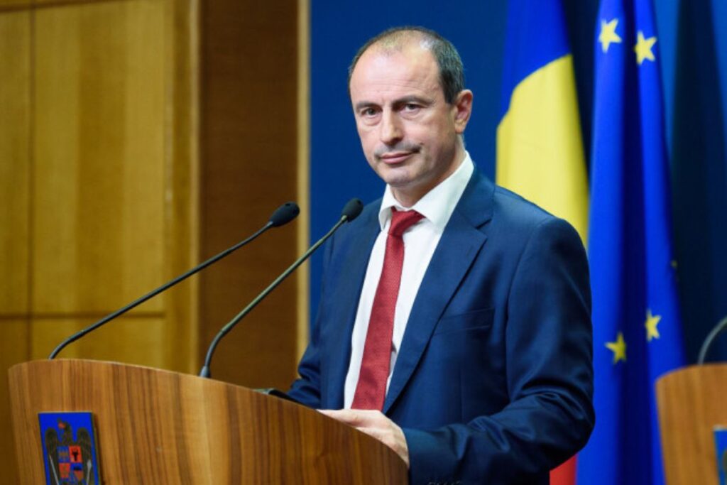 Iese la pensie Achim Irimescu, unul dintre cei mai longevivi negociatori ai României pe zona de agricultură la nivel european/ Cine îl urmează în funcție