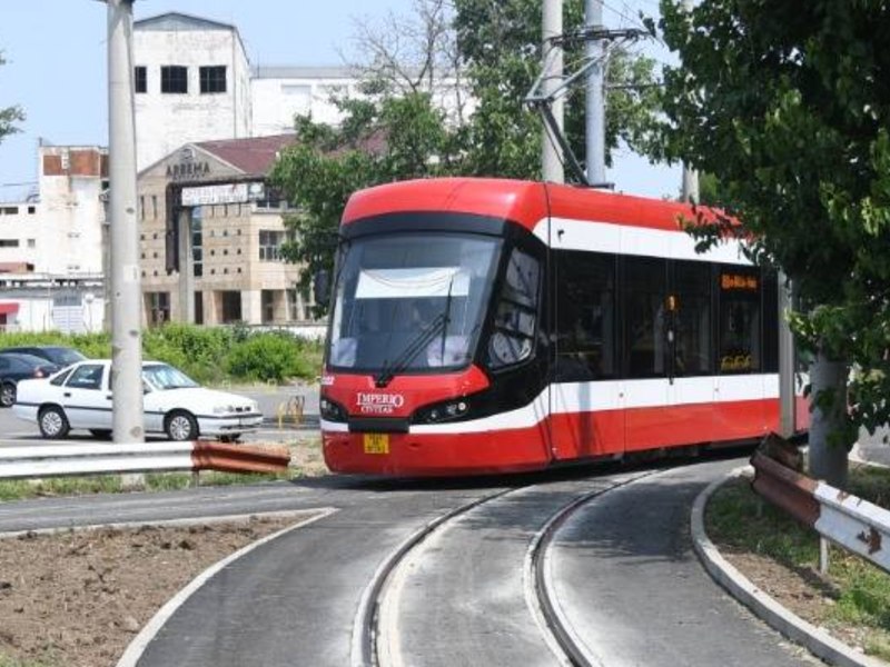 În plină criză a carburanților, un oraș din România propune bilete de 1 leu pe zi la transportul în comun