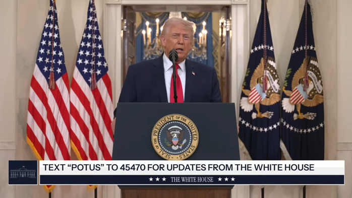 În primul discurs în faţa naţiunii de la declanşarea războiului din Iran, preşedintele Trump a spulberat speranţele investitorilor şi a promis că va lovi Iranul extrem de dur în următoarele săptămâni. ”Îi vom aduce înapoi în Epoca de Piatră, acolo unde le este locul”. Preţul petrolului a sărit cu 8%