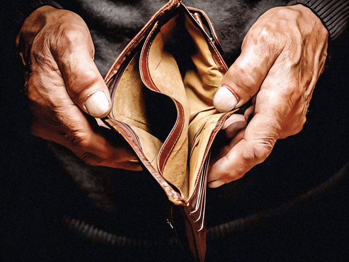 Inflaţia s-a apropiat de 10% şi loveşte puternic în speranţa de creştere economică