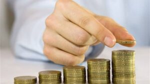 Inflația urcă din nou în România: prețurile cresc cu aproape 10%, energia și alimentele conduc scumpirile