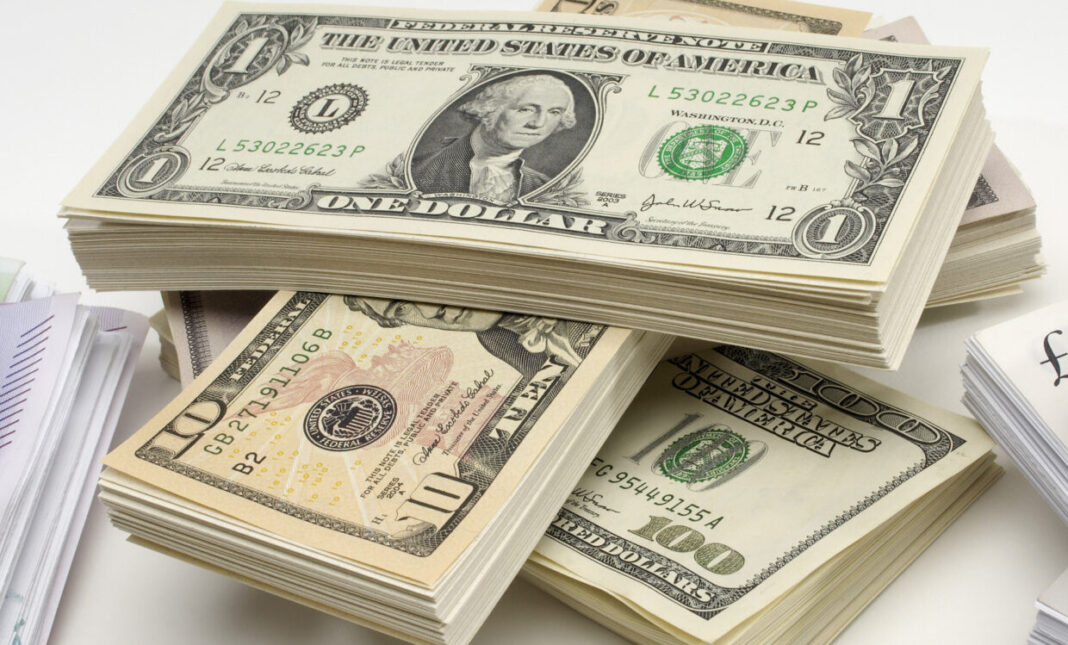 Inteligența artificială obligă băncile centrale să regândească inflația și dobânzile