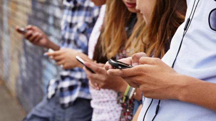 Internetul din Rusia, tot mai controlat: Un expert militar avertizează asupra unui model apropiat de Coreea de Nord