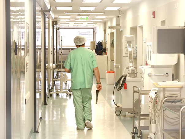 Investiţie de 30 mil. lei pentru construirea unui laborator de medicină nucleară în cadrul Secţiei de Oncologie a Spitalului Clinic Judeţean de Urgenţă Arad