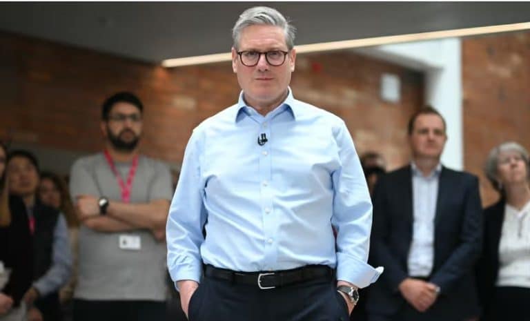 Keir Starmer atacat pentru o numire controversată. Opoziția îi cere demisia