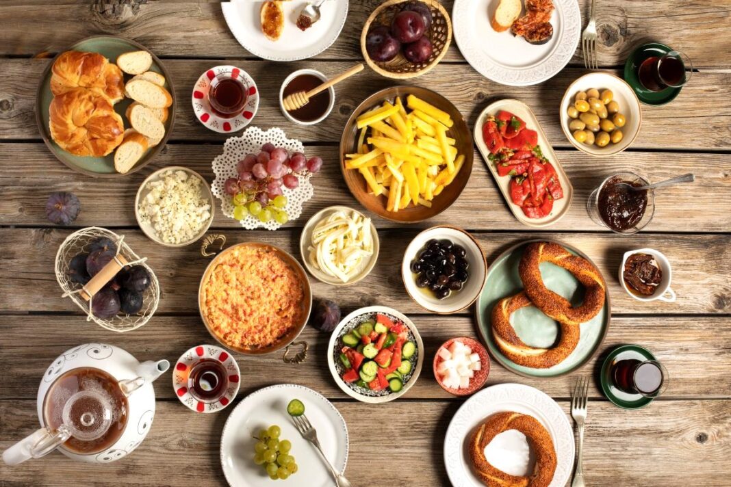 Legătura dintre ce mâncăm și boala Alzheimer / Studiu pe aproape 93.000 de oameni