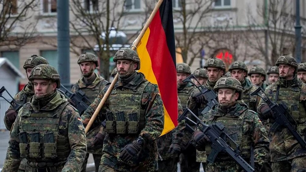 Legea care impune bărbaților să ceară permisiunea de a călători în străinătate stârnește indignare în Germania