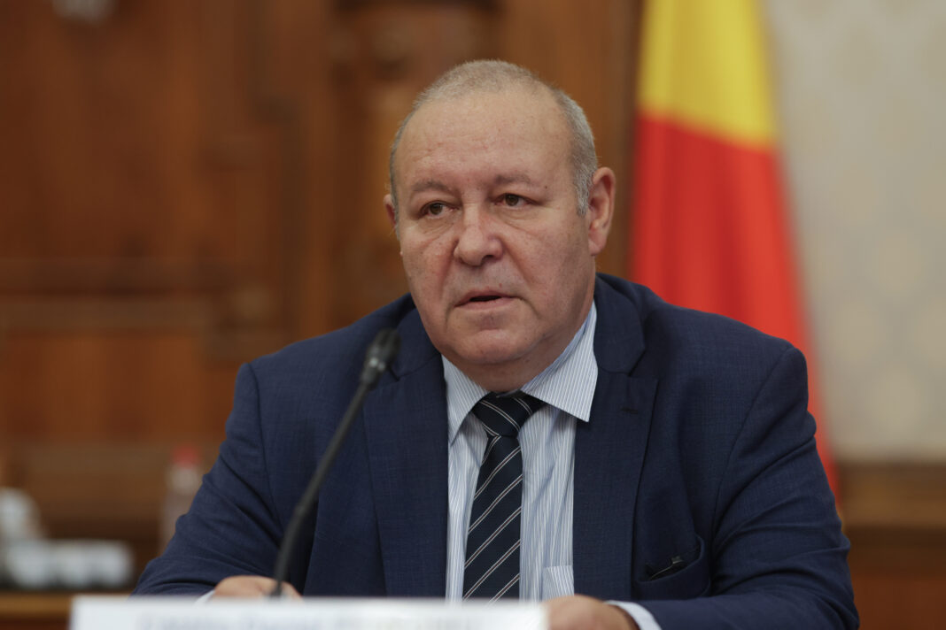 Liderul senatorilor liberali, Daniel Fenechiu: N-aș exclude o discuție cu AUR, dar prima opțiune este PSD