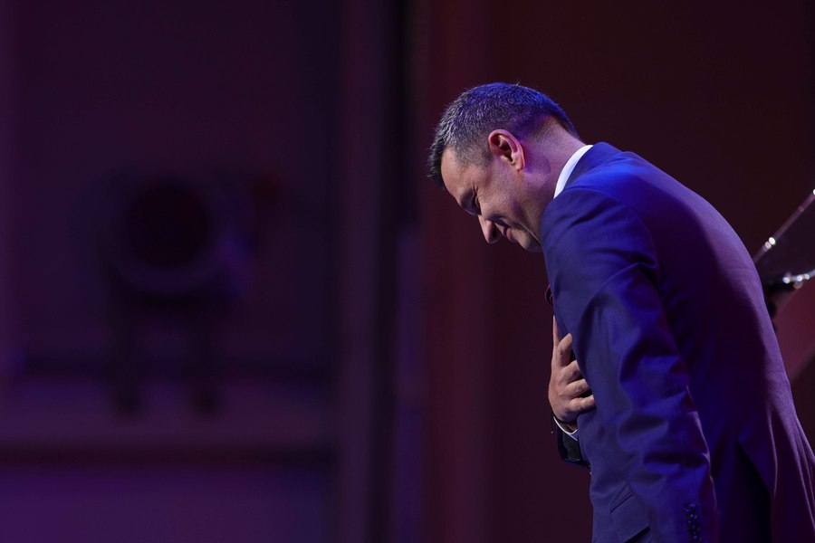 LIVE TEXT Zi decisivă pentru viitorul guvernării. SURSE - PSD nu vrea Guvernul, ci „capul” lui Ilie Bolojan