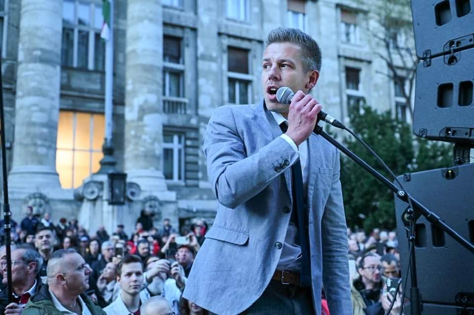 Magyar, contracandidatul lui Orban, îndemn pentru maghiari să iasă la vot, pe versurile poetului Sándor Petőfi: „Nu va mai exista o altă șansă”