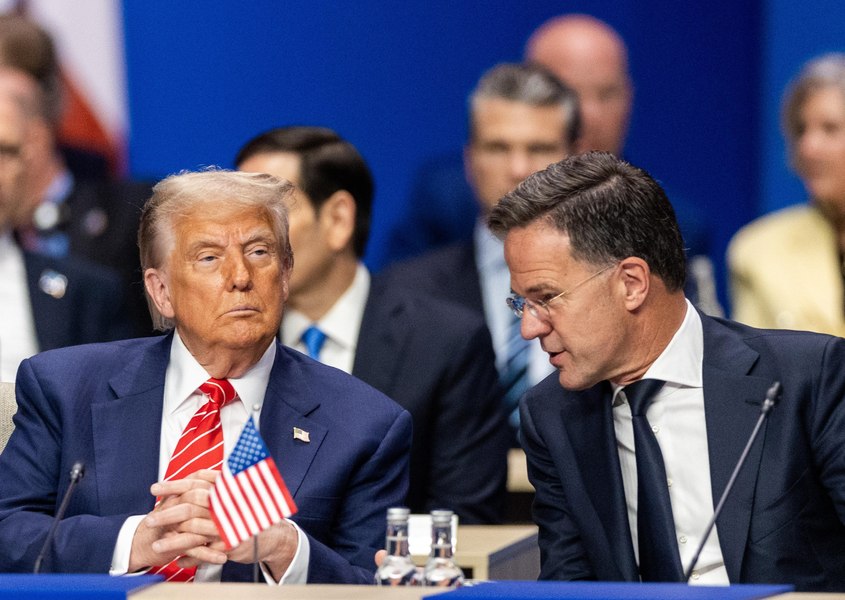Mark Rutte informează aliații NATO din Europa că Trump așteaptă rapid angajamente privind securizarea Strâmtorii Hormuz