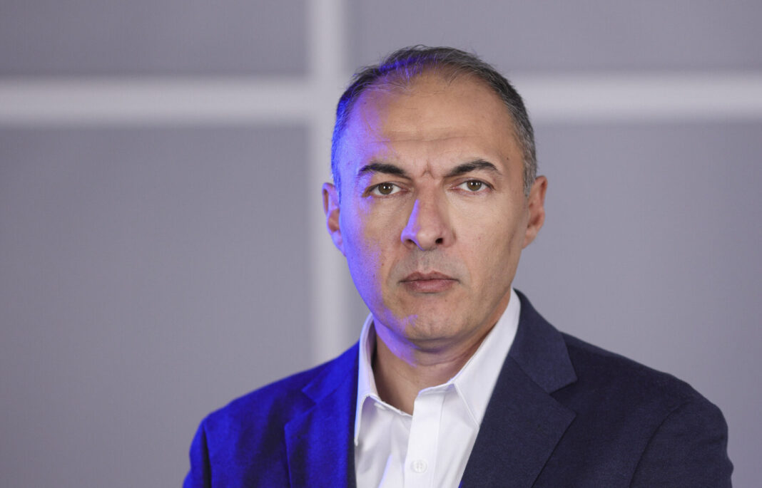 Minciunile președintelui