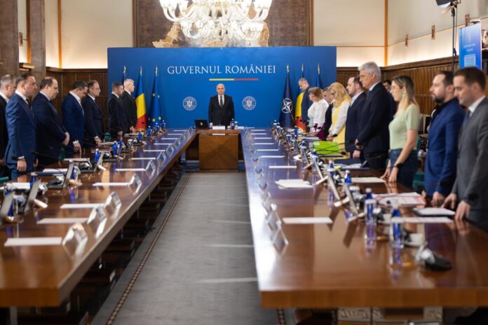 Moment de reculegere pentru Mircea Lucescu, la începutul ședinței de Guvern