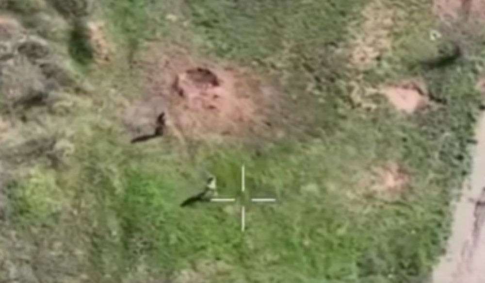 Momentul în care rușii își ucid propriii militari în timpul unei evacuări, încălcând armistițiul de Paște