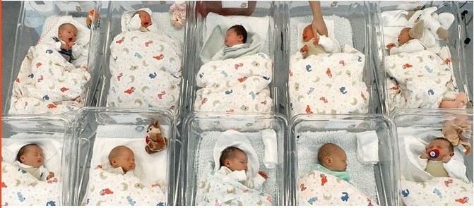 Natalitatea în Germania a ajuns în 2025 la cel mai scăzut nivel postbelic