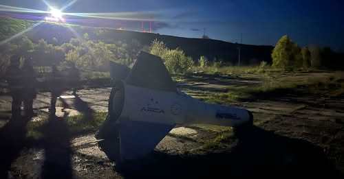 NEWS.ro: Alertă la Corbu, după ce în apropierea plajei s-a descoperit un obiect ce seamănă cu o componentă a unei rachete / Poliţia a constatat că obiectul a făcut parte dintr-un proiect studenţesc