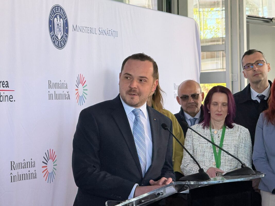 NEWS.ro: Alexandru Rogobete, de Ziua Mondială a Sănătăţii: Astăzi este despre oamenii care fac sistemul să funcţioneze. Oameni care lucrează în condiţii dificile, care poartă o responsabilitate uriaşă şi care, adesea, fac diferenţa dintre viaţă şi moarte