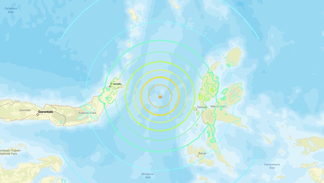 NEWS.ro: Avertizare de tsunami, după ce un cutremur puternic s-a produs în apropierea coastelor Indoneziei