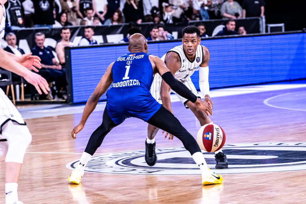 NEWS.ro: Baschet masculin: U BT Cluj, eşec cu Buducnost în ultimul meci din faza Top 8 a Ligii Adriatice