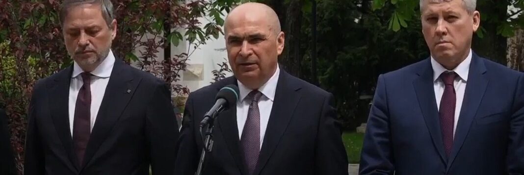 NEWS.ro: Bolojan, după consultările cu preşedintele: Am prezentat poziţia PNL, care reflectă deciziile partidului. Îmi asum în continuare mandatul de premier / PNL va susţine moratoriul în Parlament, pentru susţinerea proiectelor PNRR, indiferent de partid