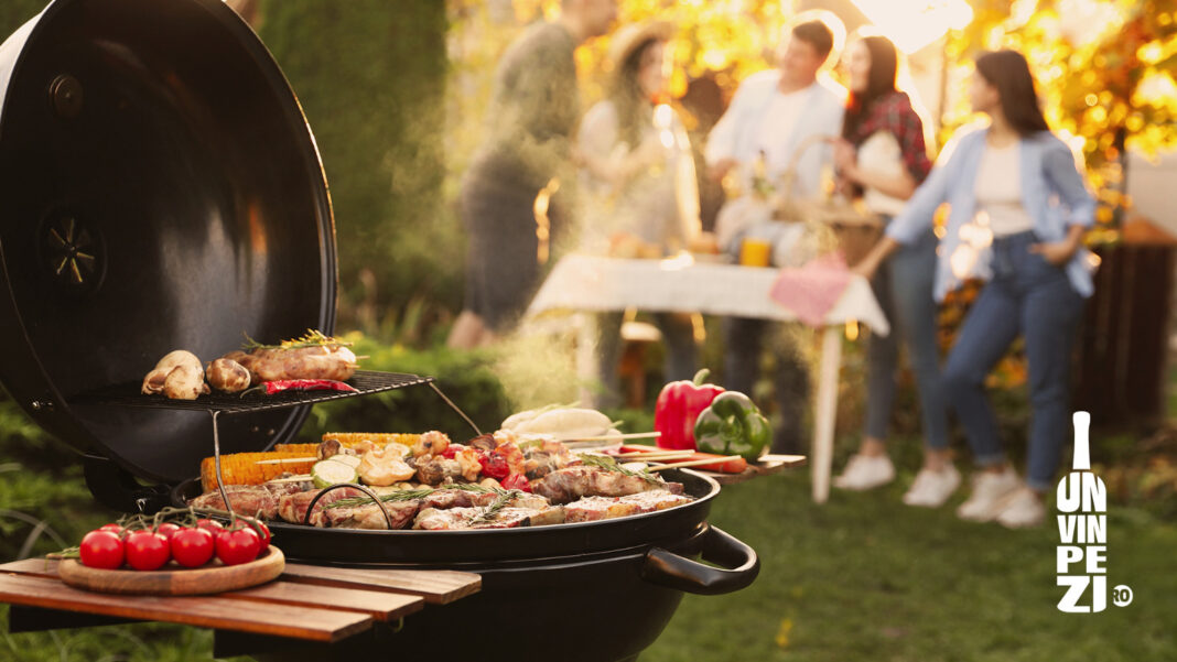 NEWS.ro: Ce vin alegi pentru preparatele la grătar? Sfaturi de la experţii Unvinpezi.ro