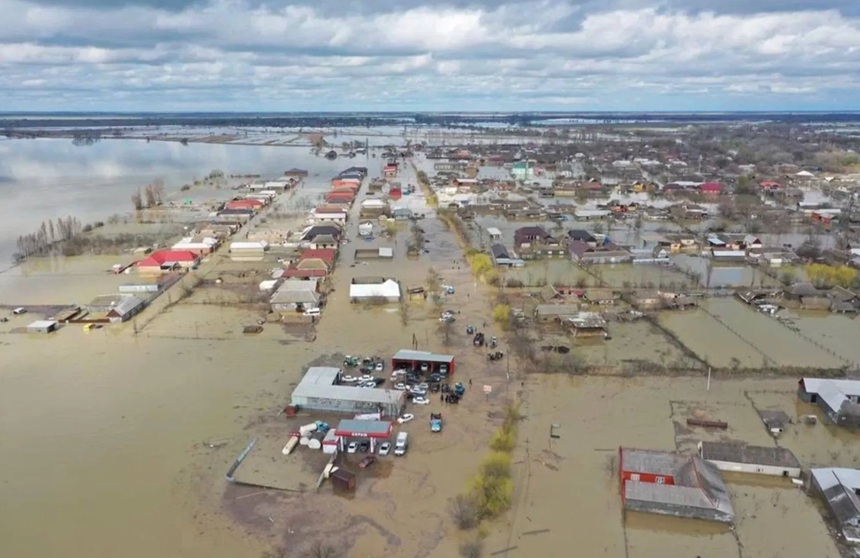 NEWS.ro: Cel puţin cinci morţi, inclusiv trei copii, şi mii de persoane evacuate în sudul Rusiei, în urma unor inundaţii puternice, la o săptămână după decretarea stării de urgenţă în regiune din cauza altor inundaţii