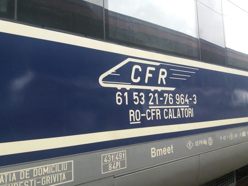 NEWS.ro: Circulaţie feroviară întreruptă între Braşov şi Sighişoara din cauza căderii unui copac în gabaritul liniei de cale ferată. Patru trenuri staţionate