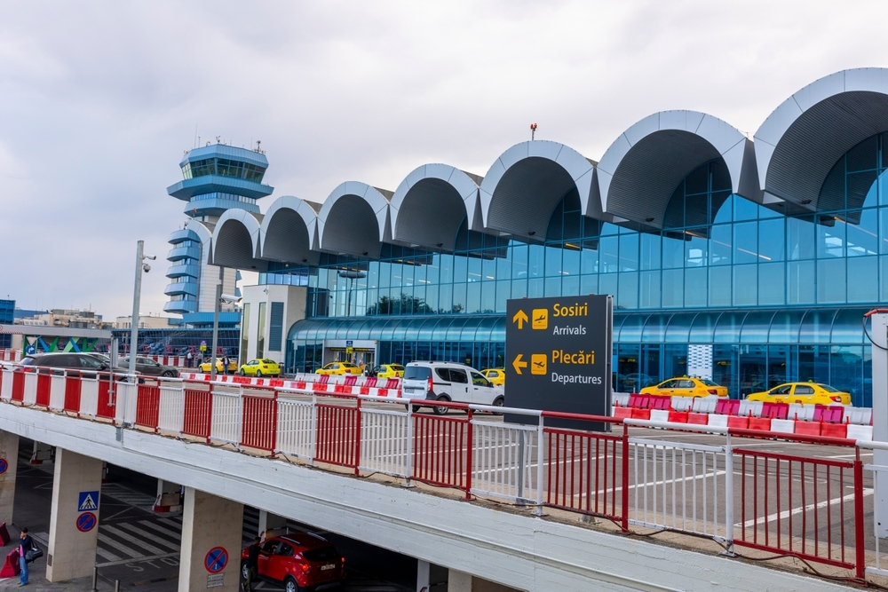 NEWS.ro: Compania Naţională Aeroporturi Bucureşti înlocuieşte ascensoarele, trotuarele şi scările rulante din Aeroportul Henri Coandă