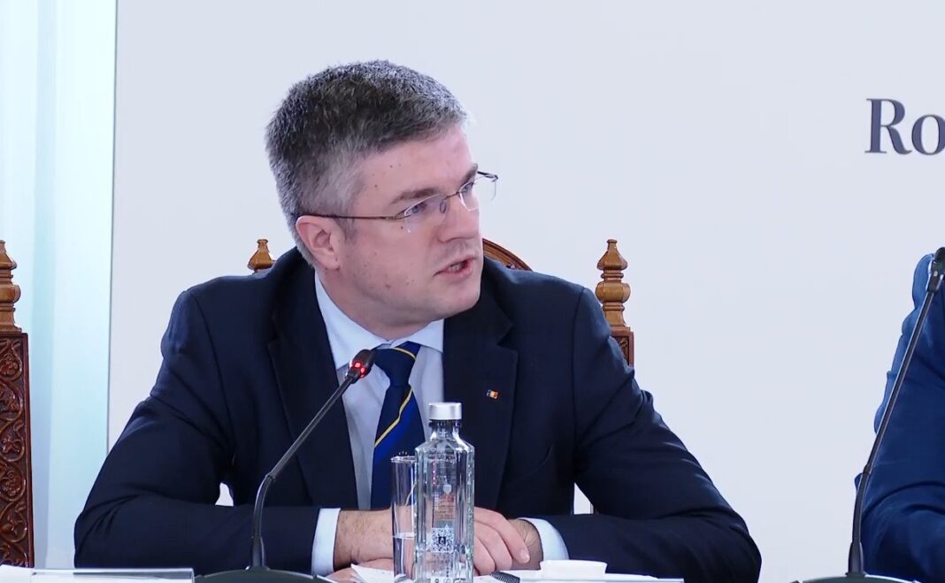 NEWS.ro: Conferinţă The Economist – Ministrul Economiei: Principalele servicii publice, care sunt puncte nevralgice pentru public, ar trebui digitalizate în primă fază, după care să ne uităm la sistemele de guvernanţă / R. Moldova, un exemplu