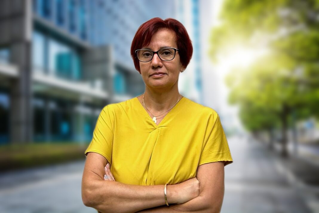 NEWS.ro: Dogioiu, după ce Grindeanu a făcut referire la Bulgaria: Dacă am fi avut un deficit bugetar de 3%, cum au vecinii noştri, cu care suntem tot timpul comparaţi, se putea pune întrebarea de ce nu aruncaţi 1%. Asta şi-a permis statul, în acest moment