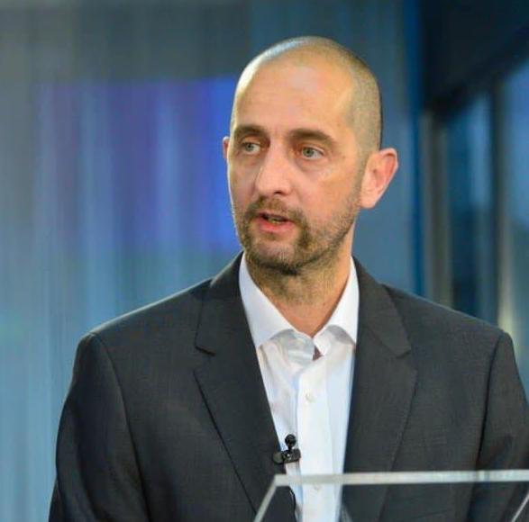 NEWS.ro: Dragoş Damian, PRIMER:  Nu mă aştept la o criză de medicamente, ci mai degrabă la o criză a preţurilor la medicamente. De ce ar putea să dispară medicamente de pe piaţă