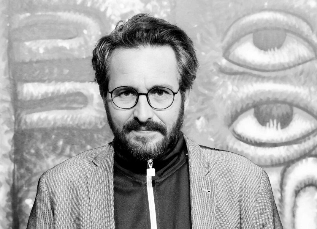 NEWS.ro: Emanuel Pârvu, între cei opt cineaşti aleşi să-şi prezinte următorul proiect de film în Investors Circle din cadrul Marché du Film - Festival de Cannes