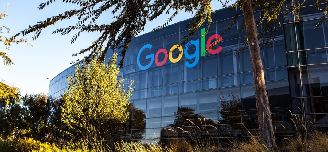 NEWS.ro: Europenii nu au încredere în companiile de tehnologie chineze şi americane