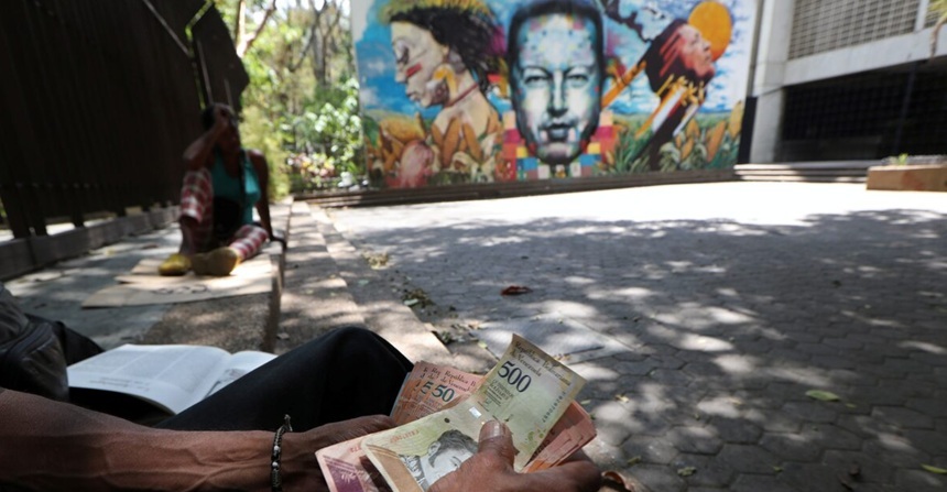 NEWS.ro: Fondul Monetar Internaţional îşi restabileşte relaţiile cu Venezuela, după şapte ani de întrerupere