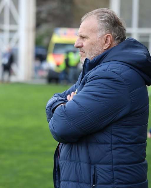 NEWS.ro: Fotbal feminin: Massimo Pedrazzini a acuzat o stare de ameţeală la prânz. El nu va sta pe bancă la meciul cu Cipru