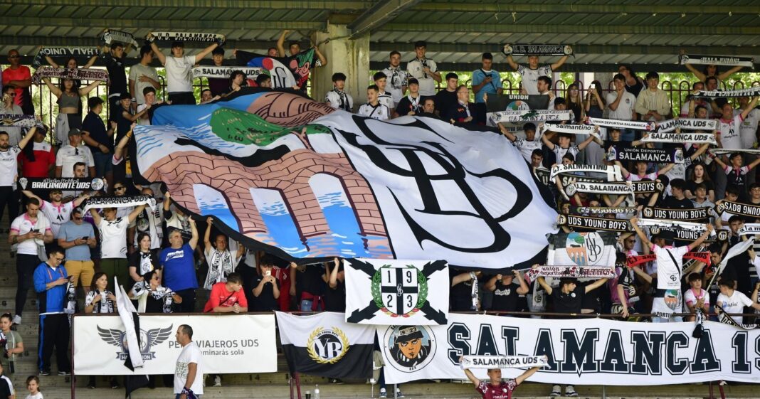 NEWS.ro: Fotbal: Scandări rasiste în Spania, un meci din liga a patra a fost întrerupt câteva minute