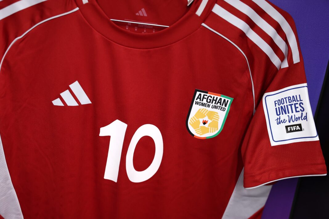 NEWS.ro: Fotbalistele afgane vor putea participa la meciuri internaţionale oficiale. FIFA a aprobat o modificare de regulament