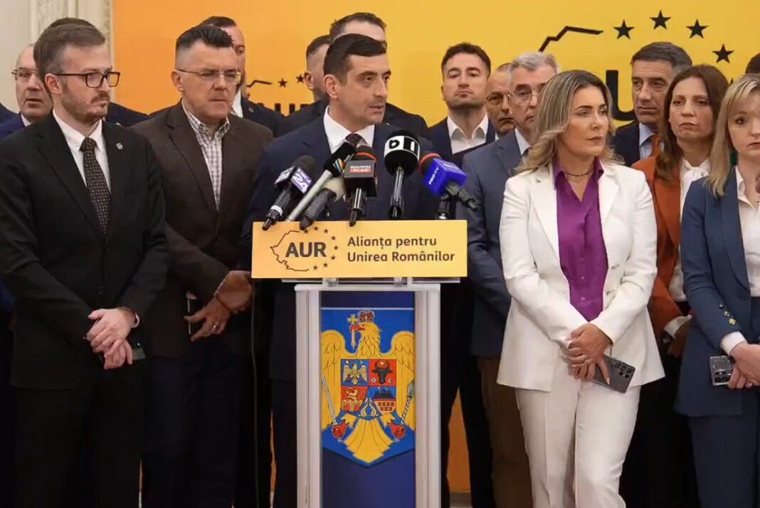 NEWS.ro: George Simion evită să spună dacă AUR va vota o moţiune de cenzură a PSD: Nu a venit o astfel de solicitare, noi o depunem în luna mai / Participăm la toate discuţiile cu privire la ieşirea din criză, fie că vrea Nicuşor Dan sau nu