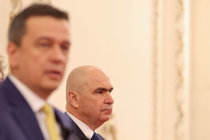 NEWS.ro: Grindeanu: Urmare a consultărilor de la Cotroceni, probabil se va ajunge la un prim tablou / Dacă nu se găseşte o soluţie care să fie acceptată de partide, atunci PSD, aşa cum am anunţat, îşi trage reprezentanţii din guvern