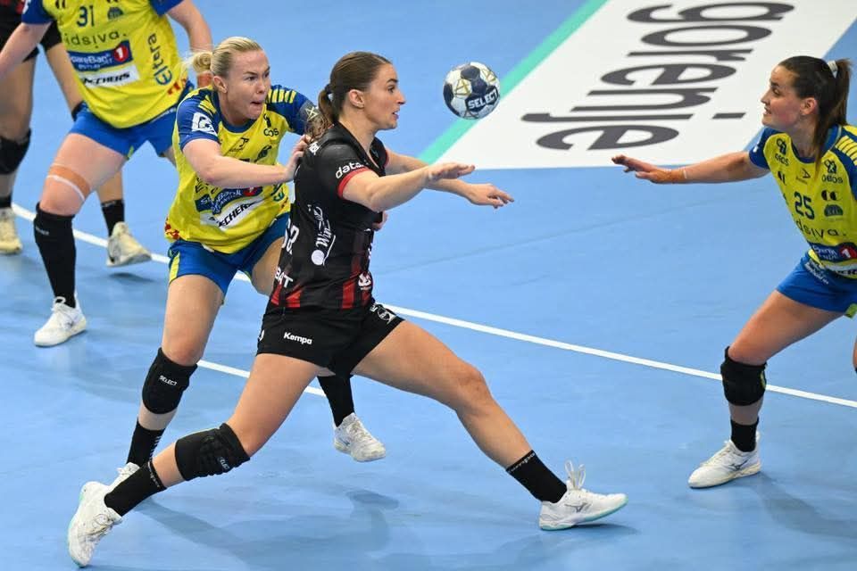 NEWS.ro: Handbal feminin: Gloria Bistriţa – Brest, scor 35-36, în turul sferturilor Ligii Campionilor